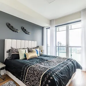 https://simply-comfort-modern-downtown-apartment.hotelstorontoontario.org